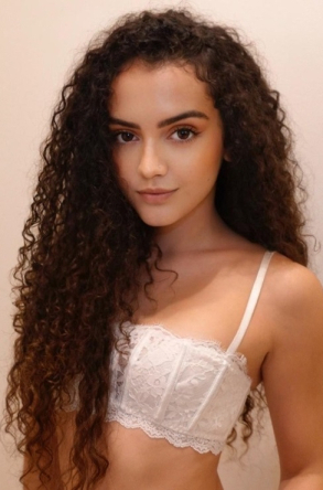 Escort  Latifa