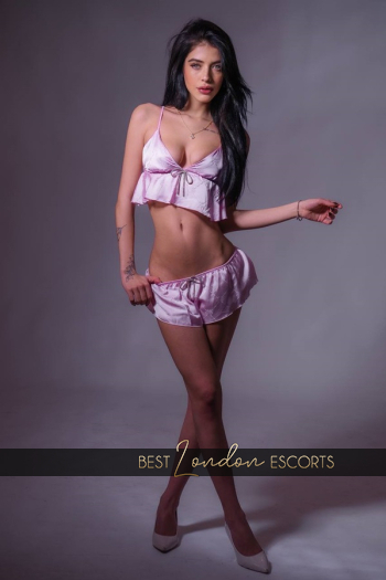 Bruna Cuddle's photo 11