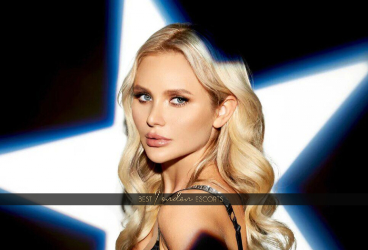 Lana photo 14