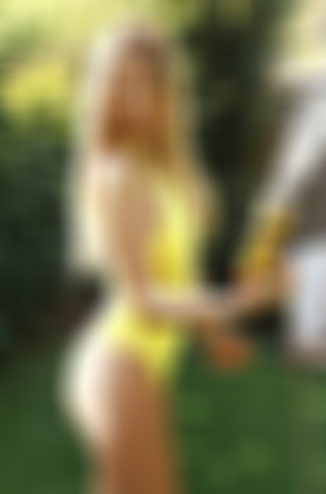 Escort  Aris from Bayswater